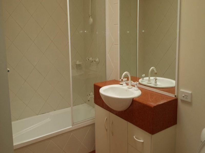 10 Diane Court, Calamvale QLD 4116