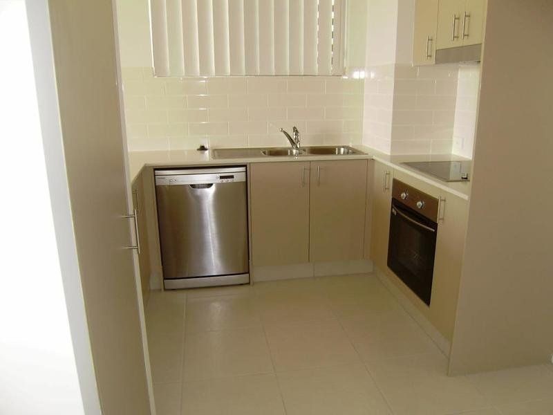 41/2 Acacia Crt, Robina QLD 4226