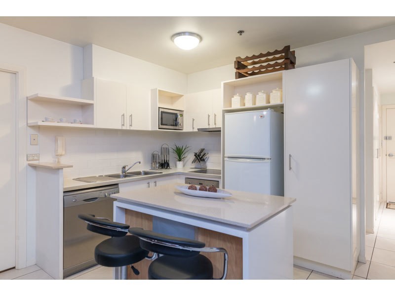 71/30 Tank Street, Brisbane City QLD 4000