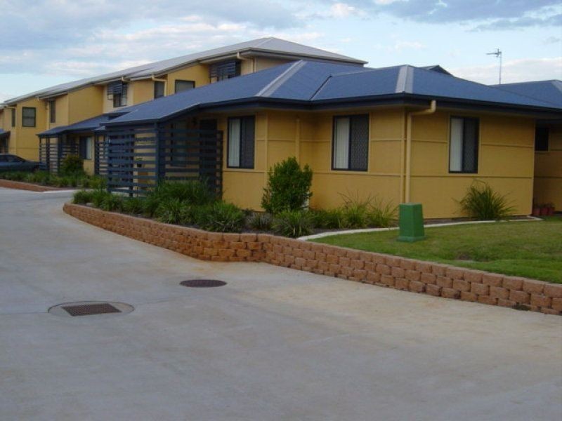 1/337 Spring Street, Kearneys Spring QLD 4350