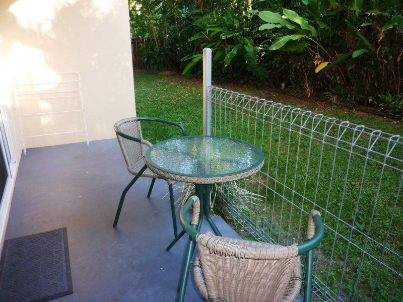 220/191 Mcleod Street, Cairns North QLD 4870