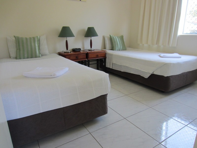 191 Mcleod Street, Cairns North QLD 4870