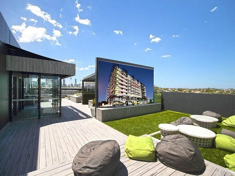 U705/159 Logan Road, Woolloongabba QLD 4102