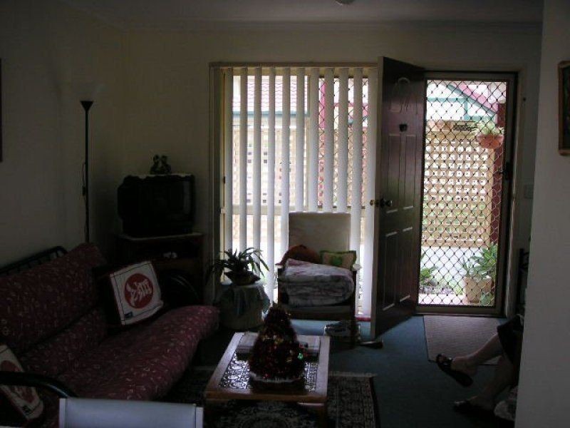 02/13 Bailey Street, Collingwood Park QLD 4301