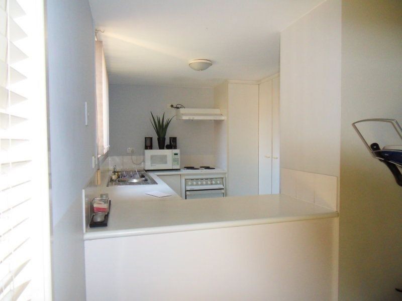 1 Waterford court, Bundall QLD 4217