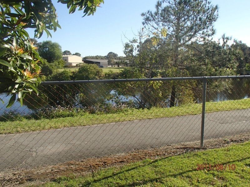 1 Waterford court, Bundall QLD 4217