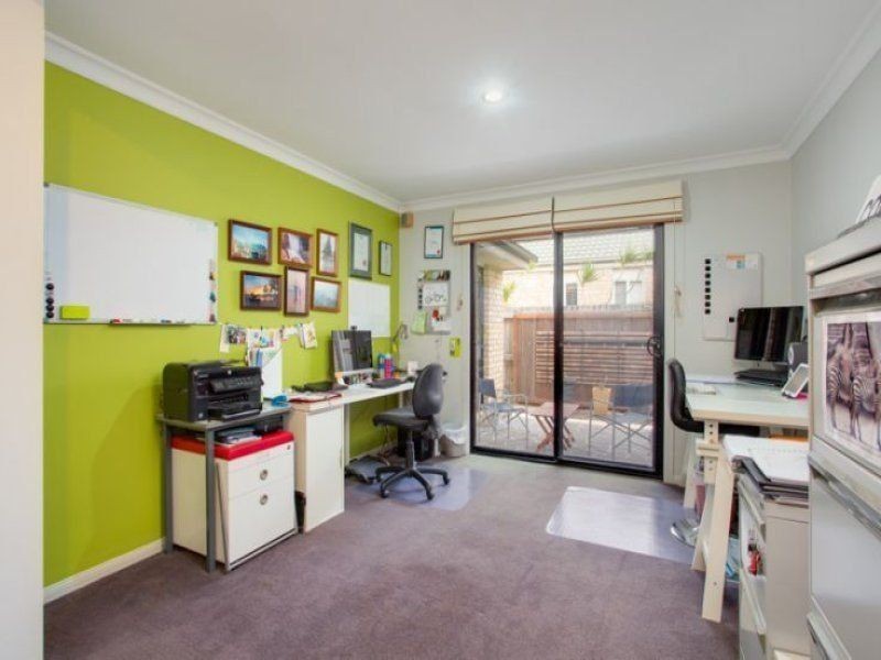 8 Heathwood Street, Taigum QLD 4018