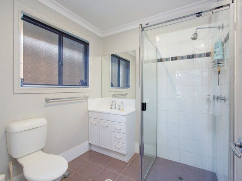 8 Heathwood Street, Taigum QLD 4018