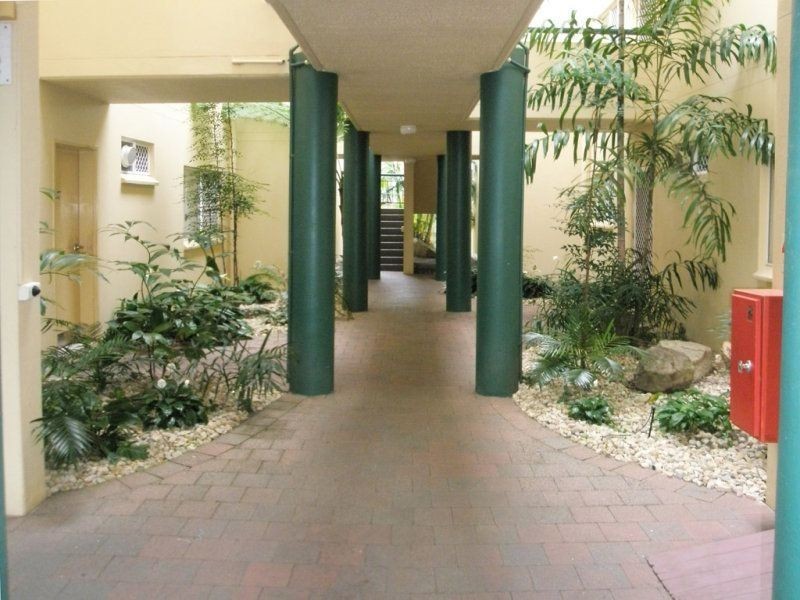 228/191 Mcleod Street, Cairns North QLD 4870