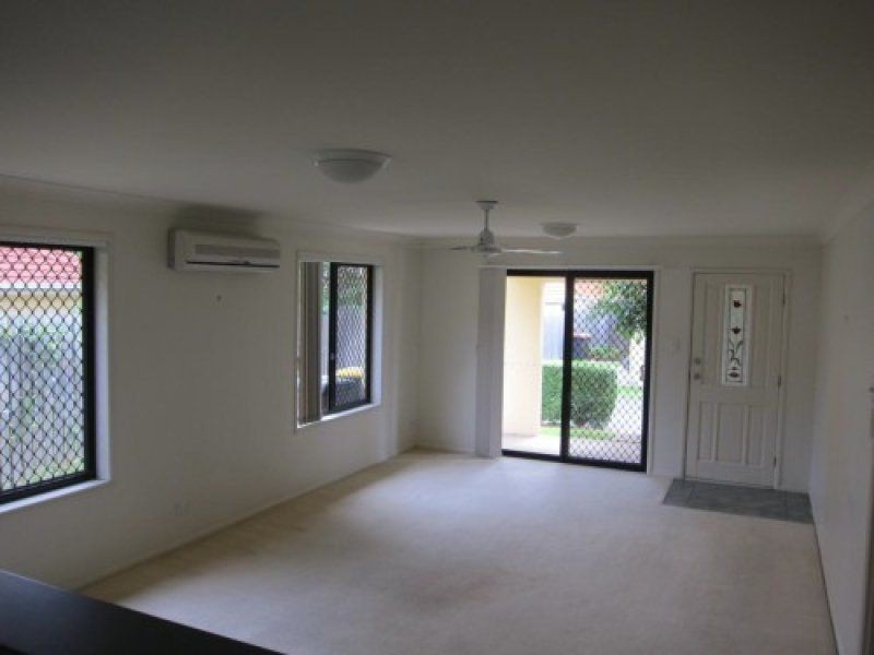 110 Scrub Road, Carindale QLD 4152