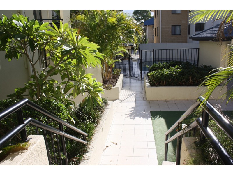 138 High Street, Southport QLD 4215