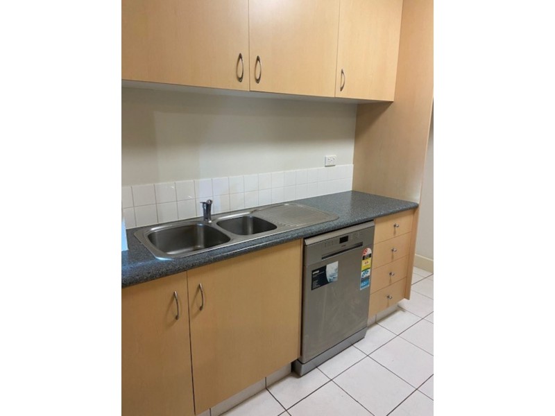 138 High Street, Southport QLD 4215