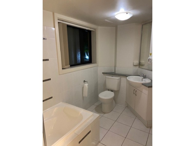 138 High Street, Southport QLD 4215