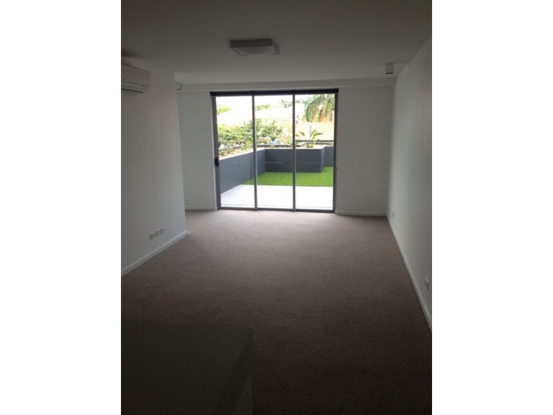 212/159 Logan Road, Woolloongabba QLD 4102