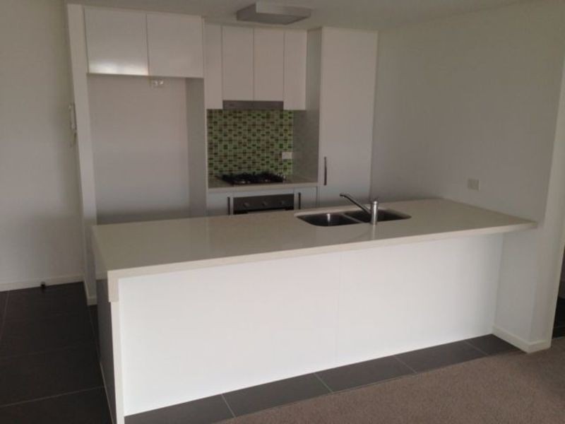 212/159 Logan Road, Woolloongabba QLD 4102