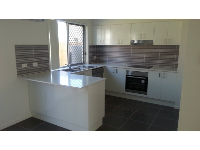 2/36 HIGGS STREET, Deception Bay QLD 4508
