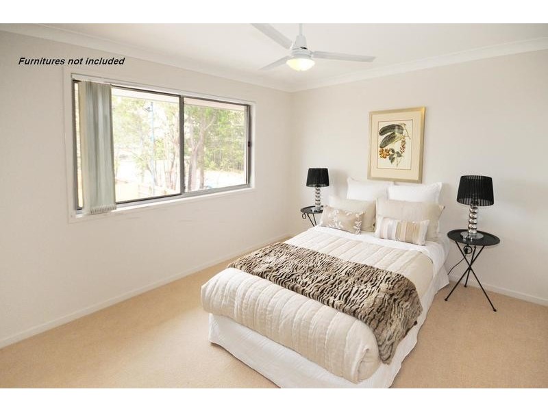 116- 136  Station Rd, Loganlea QLD 4131