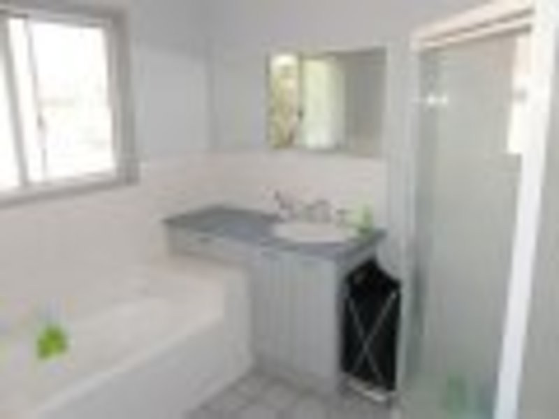 88 Kameruka St, Calamvale, Brisbane 4116, Calamvale QLD 4116