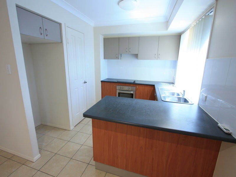 31/11 Pyranees, Calamvale QLD 4116