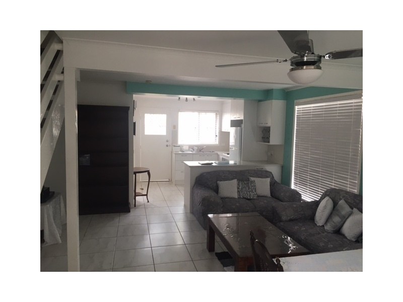 51 125 Pappas Way, Carrara QLD 4211