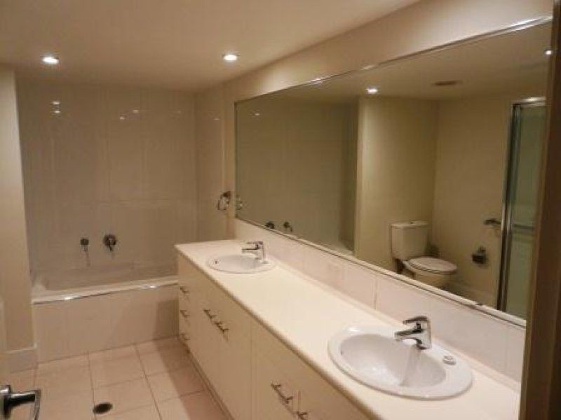 C06/1 Acacia Crt, Robina QLD 4226