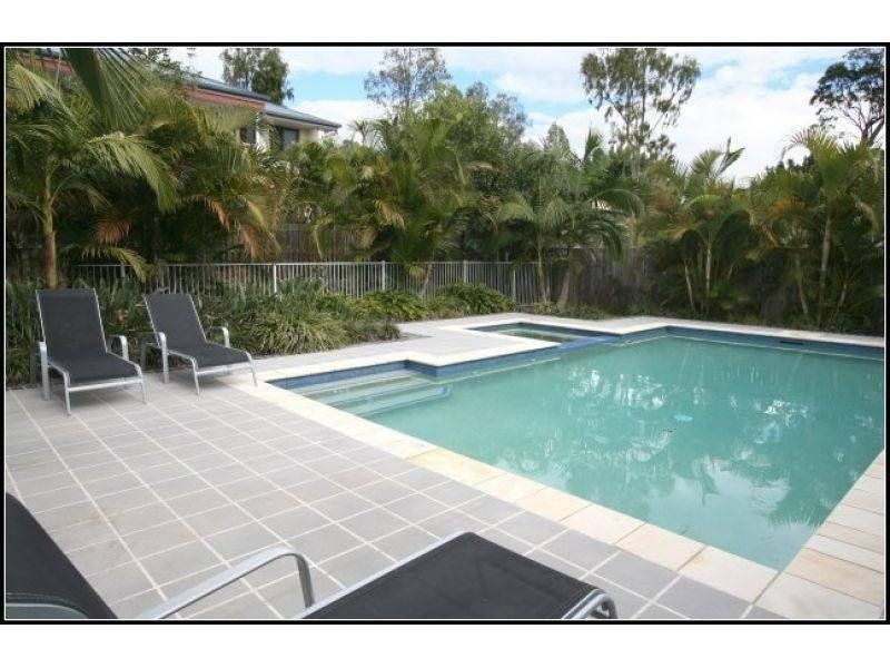 170 Whiting Street, Labrador QLD 4215
