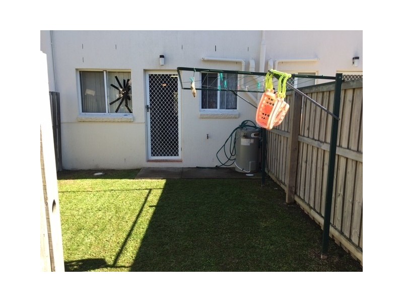 76/125-129 Pappas Way, Carrara QLD 4211