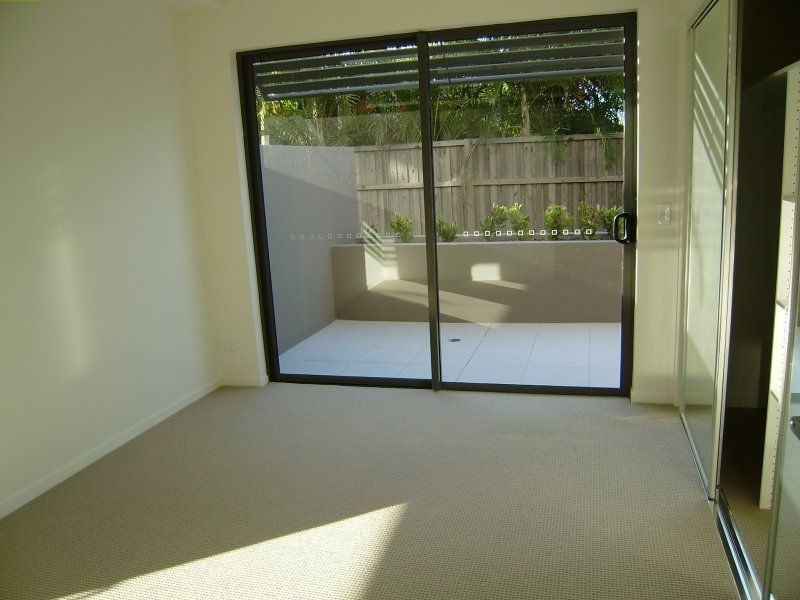 B08/1 Acacia Court, Robina QLD 4226