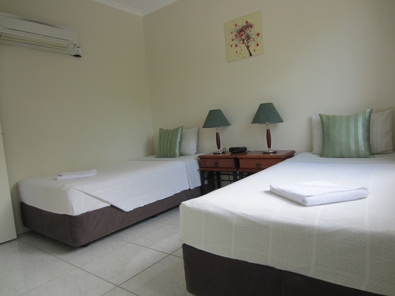 191 Mcleod Street, Cairns North QLD 4870