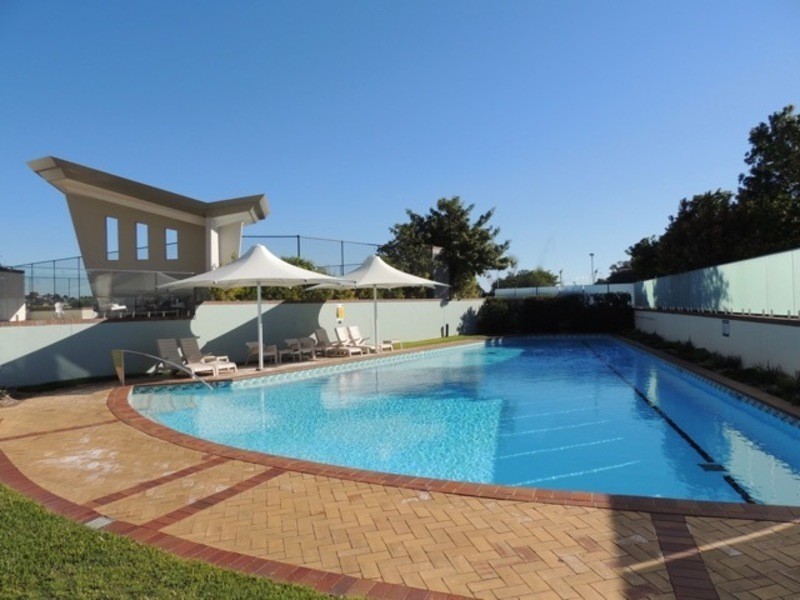 2/29 Sutherland Tower, Hamilton QLD 4007