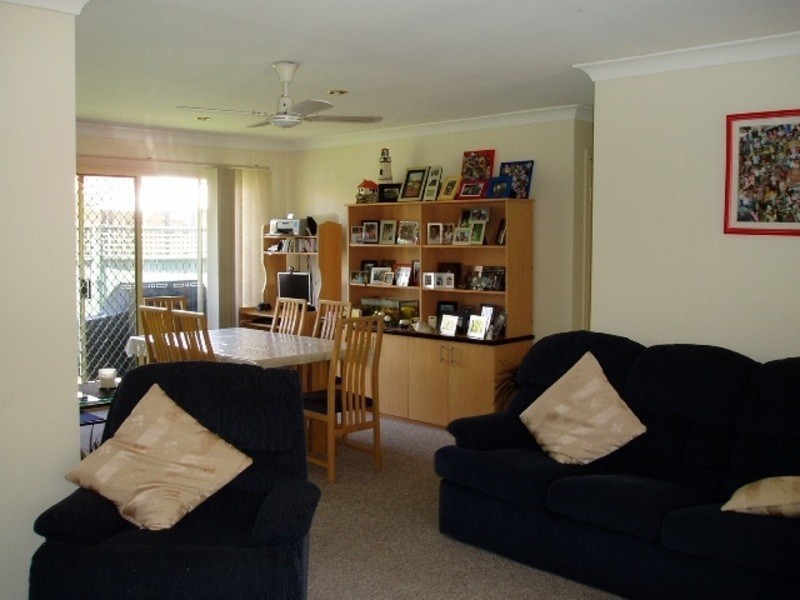 23 Tristan Court, Benowa QLD 4217