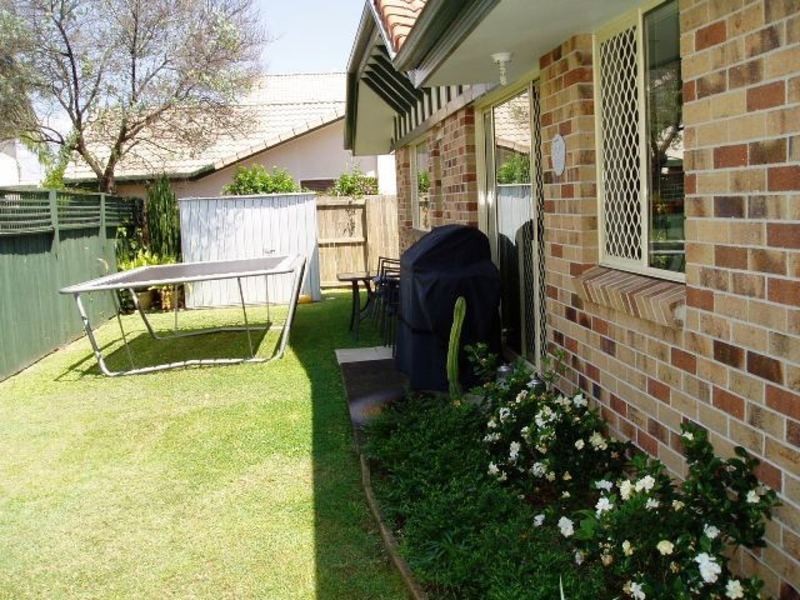 23 Tristan Court, Benowa QLD 4217