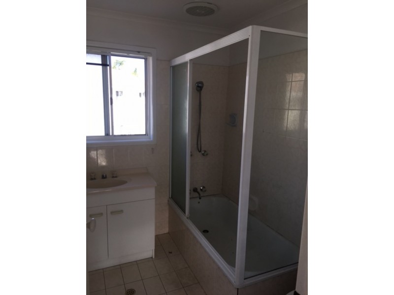 75 125 Pappas Way, Carrara QLD 4211