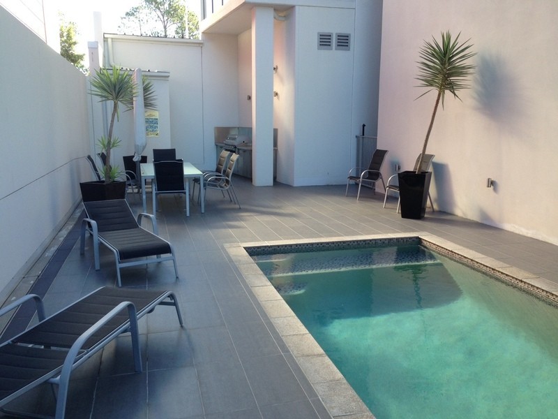 71E/133 Laver Drive, Robina QLD 4226