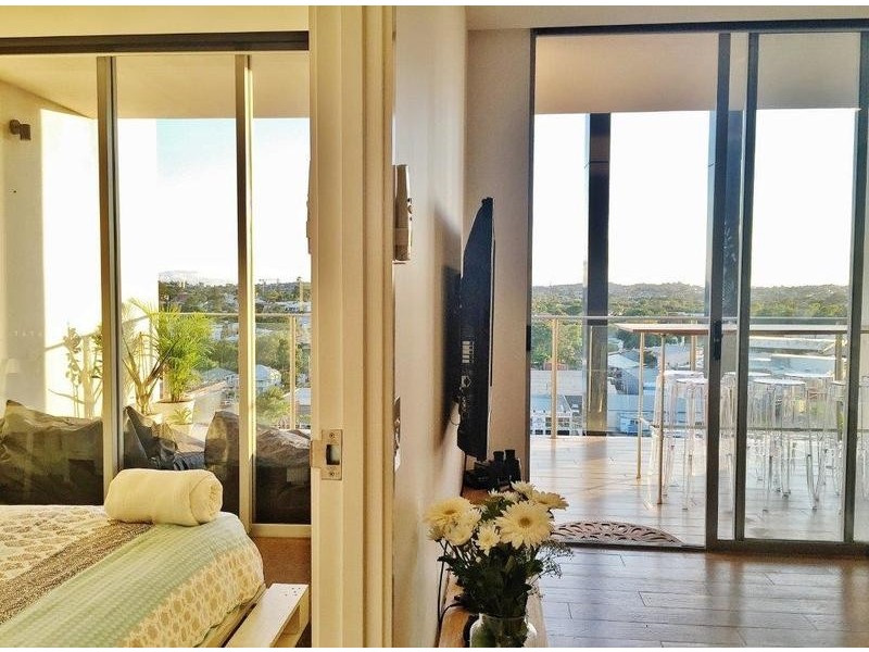 803/159 Logan Road, Woolloongabba QLD 4102