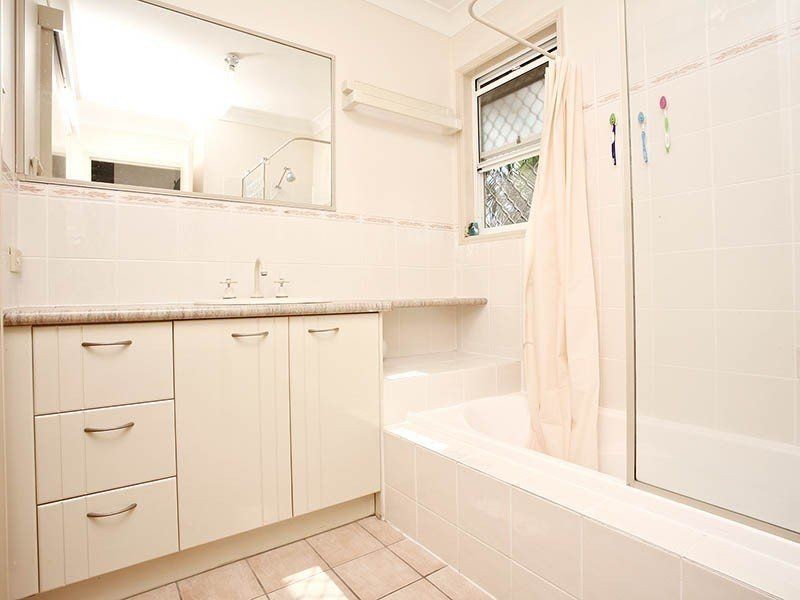 16 Arcadia Street, Eight Mile Plains QLD 4113