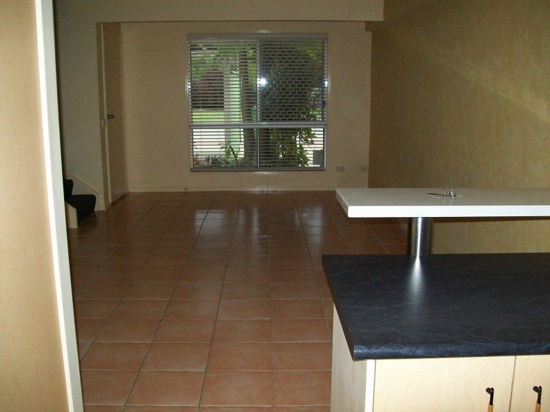 21 125 Pappas Way, Carrara QLD 4211