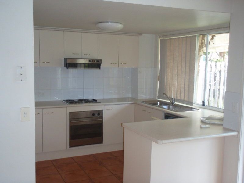 22/19 Harrow Place, Arundel QLD 4214