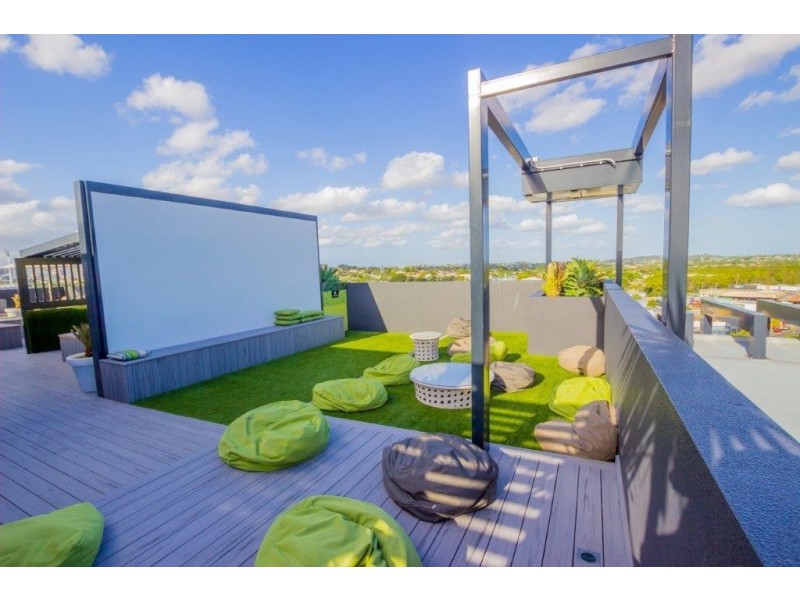 702/159 Logan Road, Woolloongabba QLD 4102