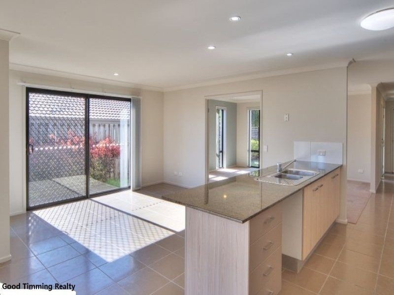 15 Watheroo Place, Parkinson QLD 4115