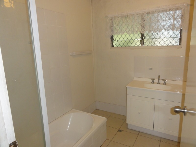 22 Avoca Street, Woodridge QLD 4114