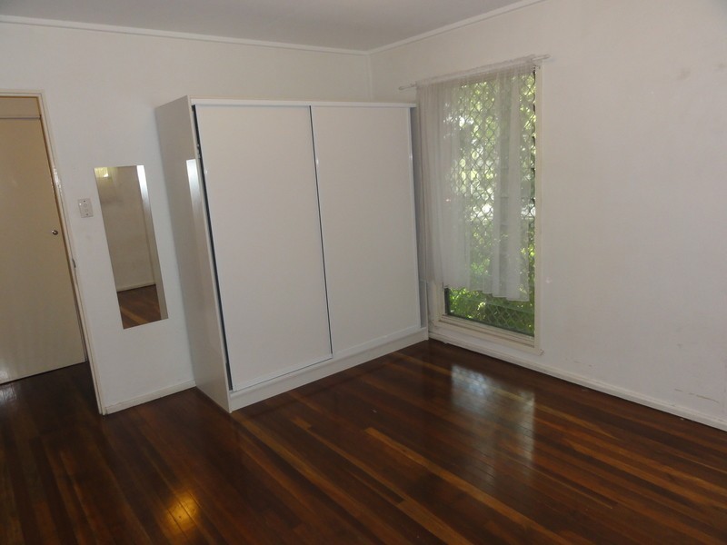 22 Avoca Street, Woodridge QLD 4114