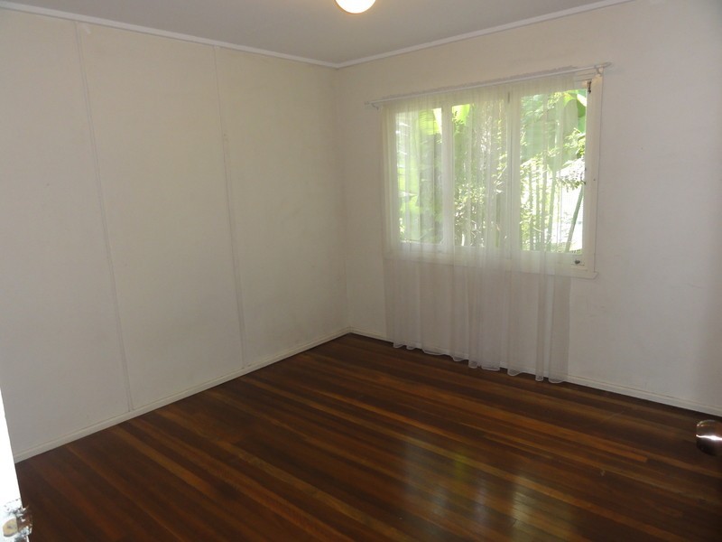 22 Avoca Street, Woodridge QLD 4114