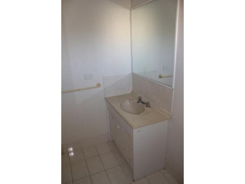 24/15 Vitko St, Woodridge QLD 4114