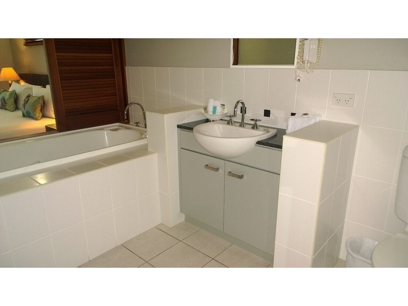 4/4 Keem Street, Trinity Beach QLD 4879