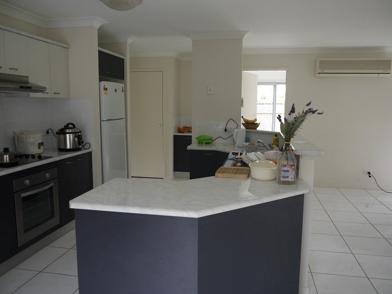 24 Earnshaw Street, Calamvale QLD 4116