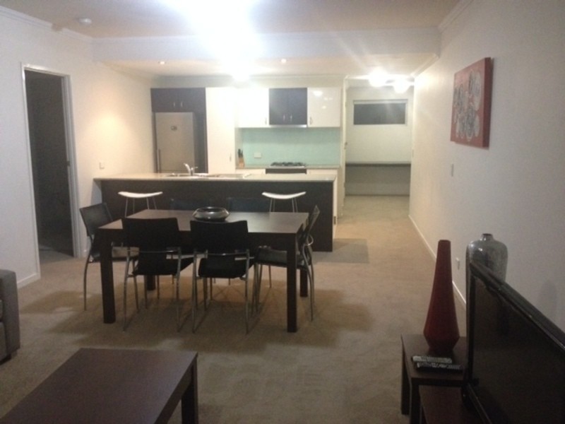 59/101 Clarence Rd, Indooroopilly QLD 4068