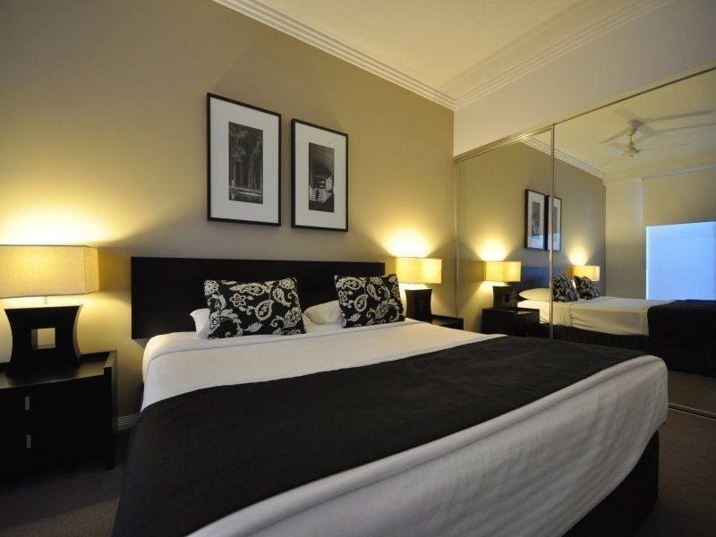 Varsity Lakes QLD 4227