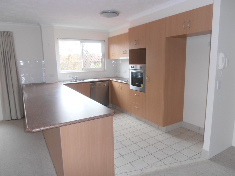 2/462 Coolangatta Rd., Tugun QLD 4224