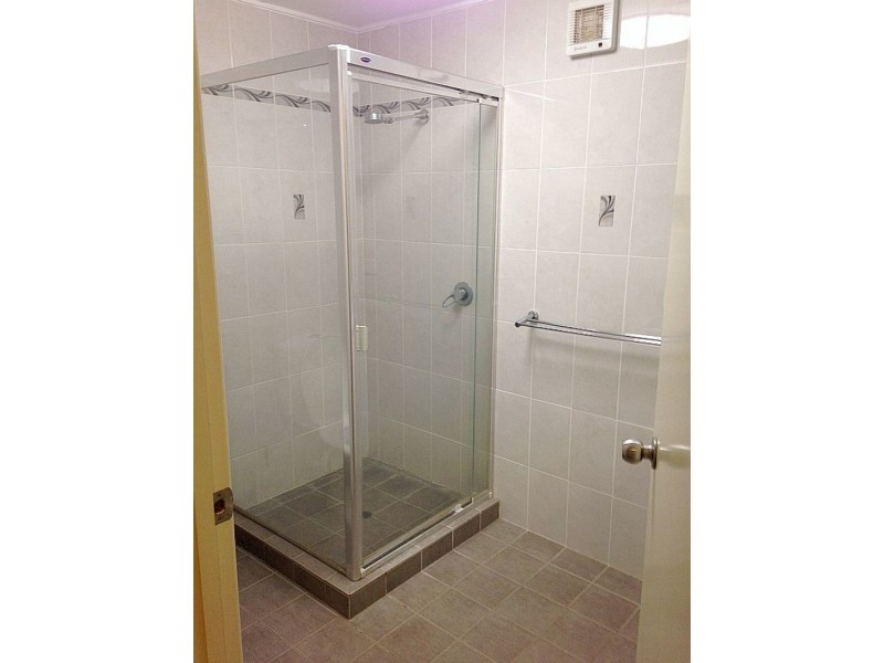 18 Andrea Street, Tarragindi QLD 4121